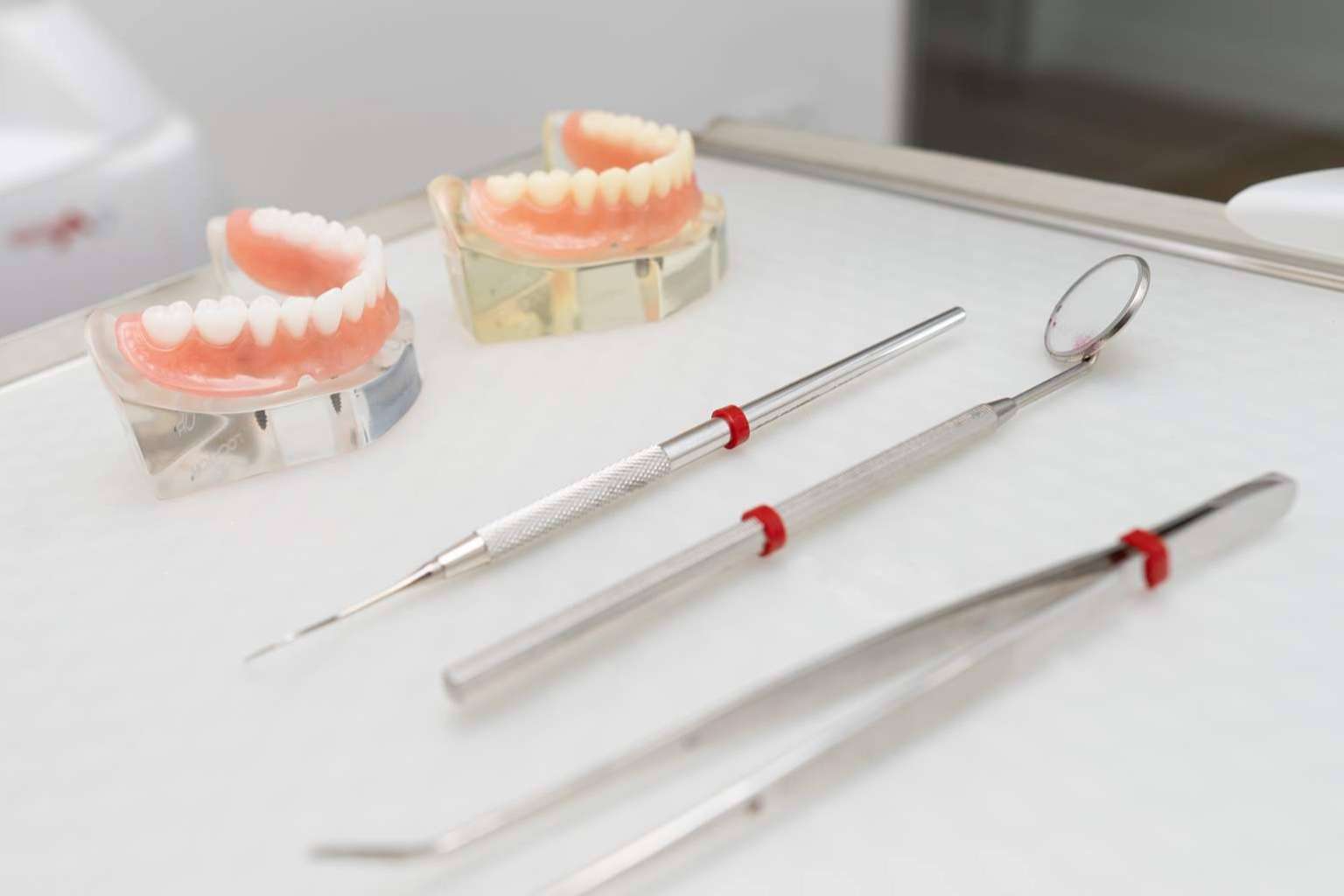 Clínica Calvo de Mora, una clínica especializada en cirugía maxilofacial y servicios odontológicos