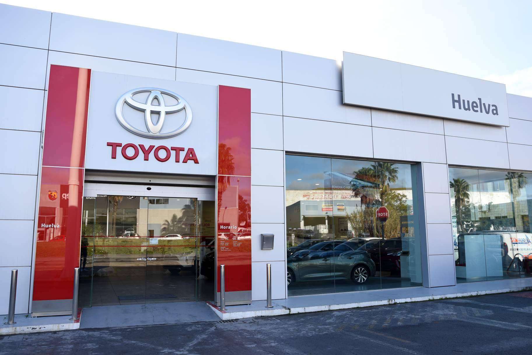 ¿Cuáles son los servicios del concesionario de Toyota Nimogordillo?