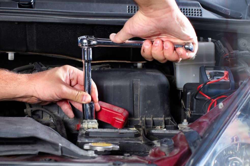Servicios de mantenimiento automotor de alta calidad en el taller de BCS Valdivia