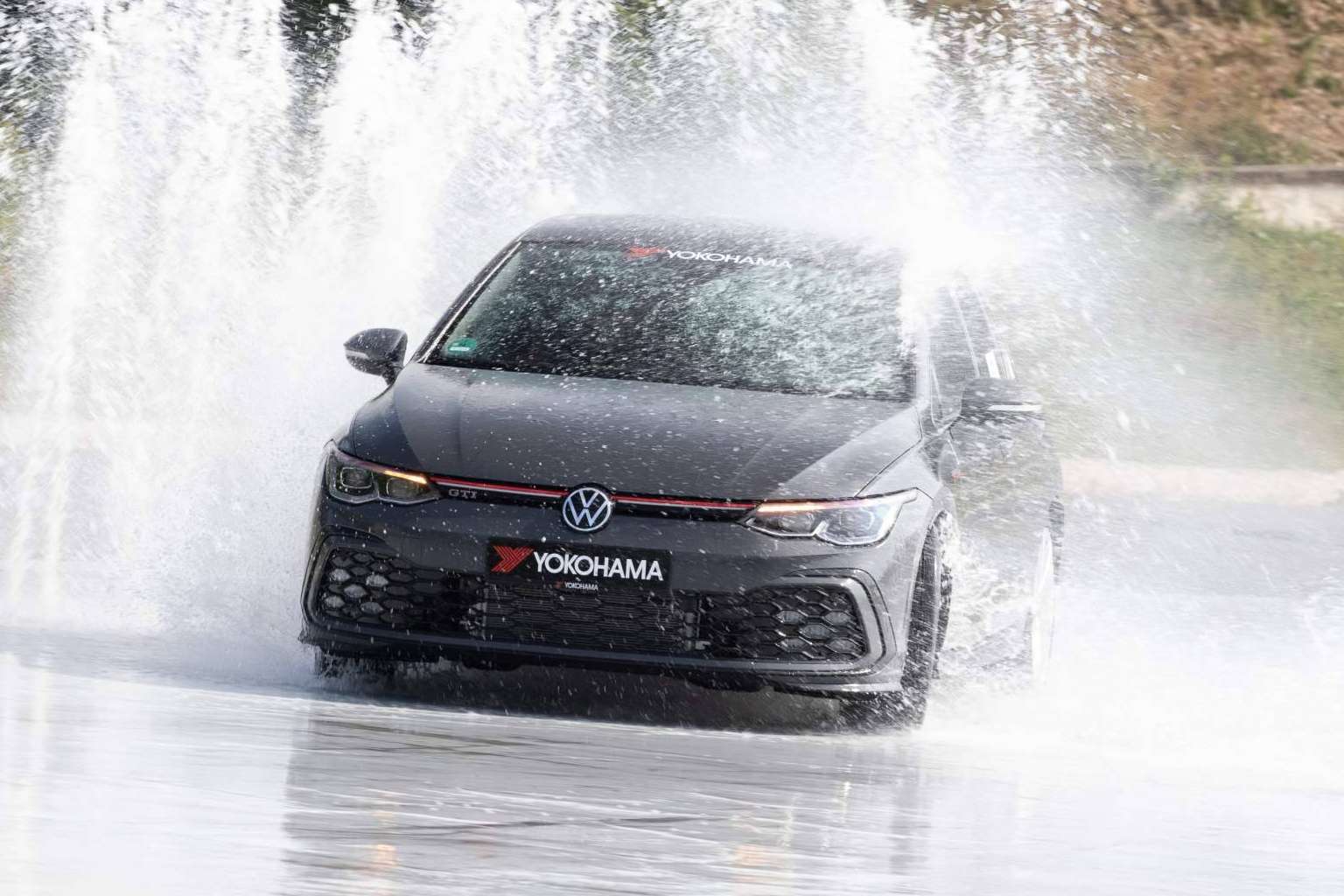 Confortauto y Yokohama se unen para brindar una promoción en neumáticos con hasta 60 € de descuento