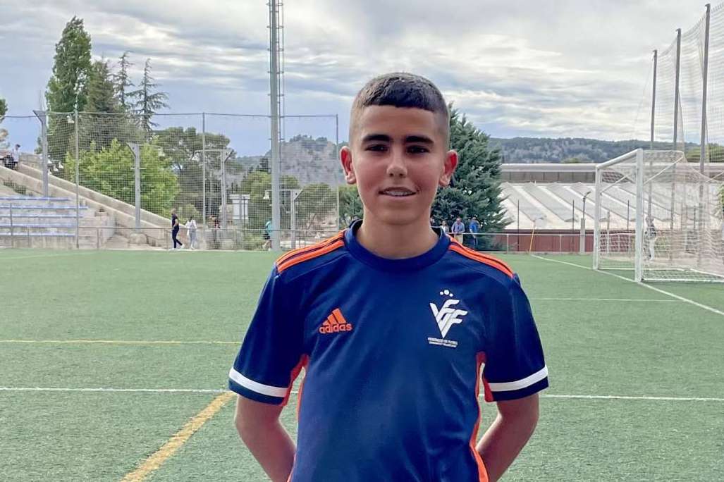 Roi Lopez 10, futbolista con 14 años