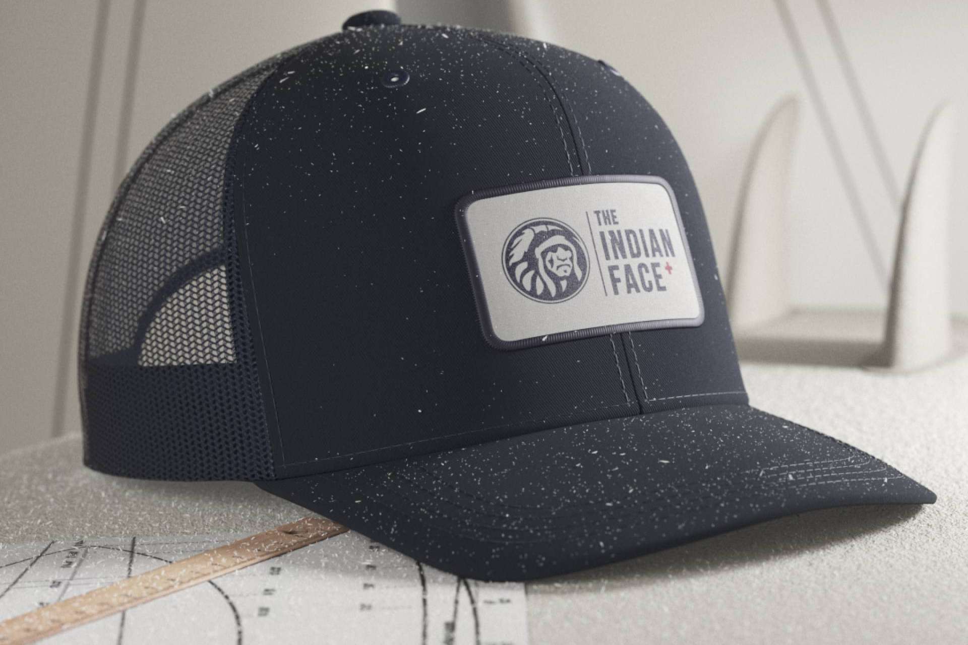 The Indian Face dispone de una amplia colección de gorros trucker para mujer