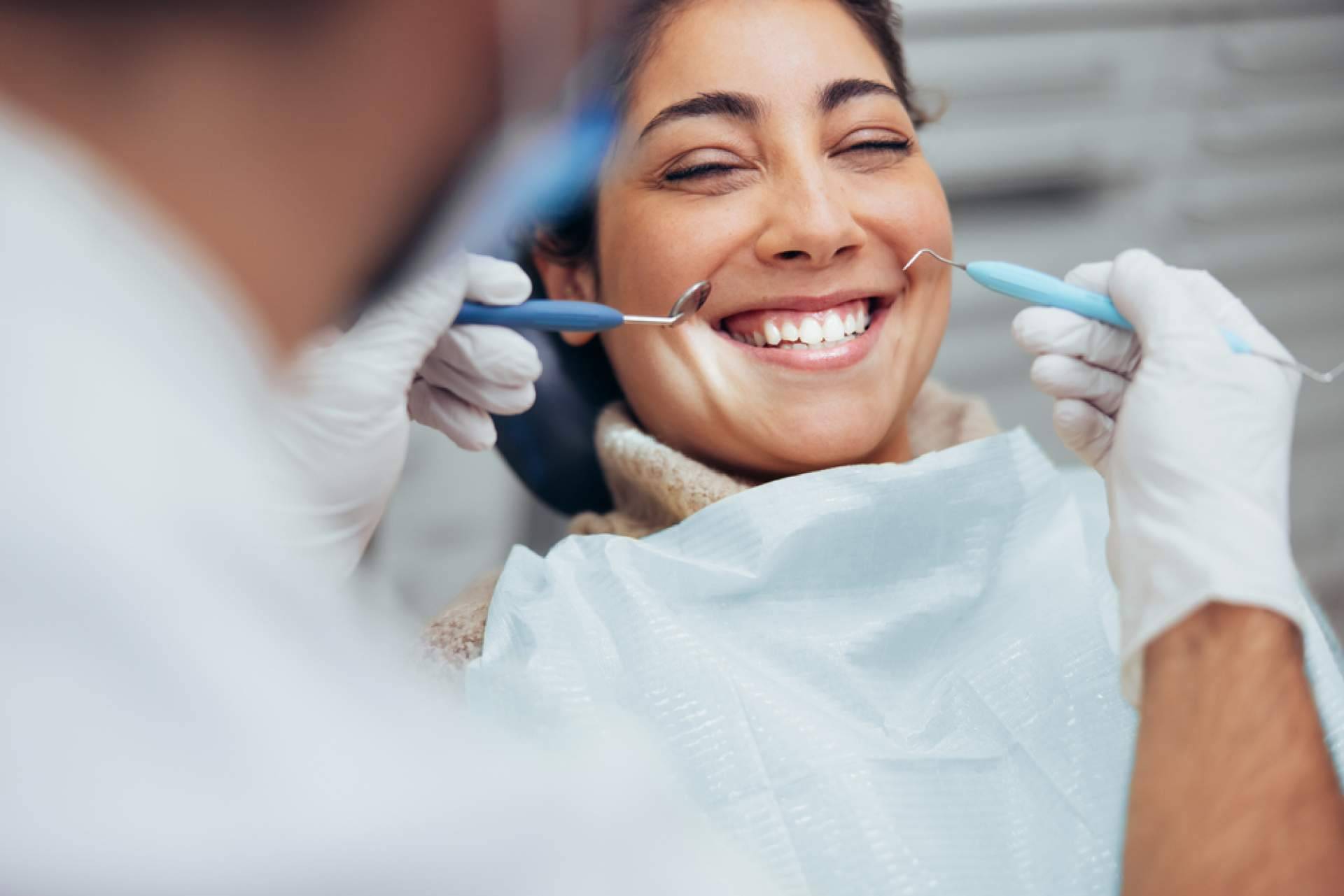 Clínica Carlos Saiz Smile ofrece un tratamiento de diseño de sonrisas