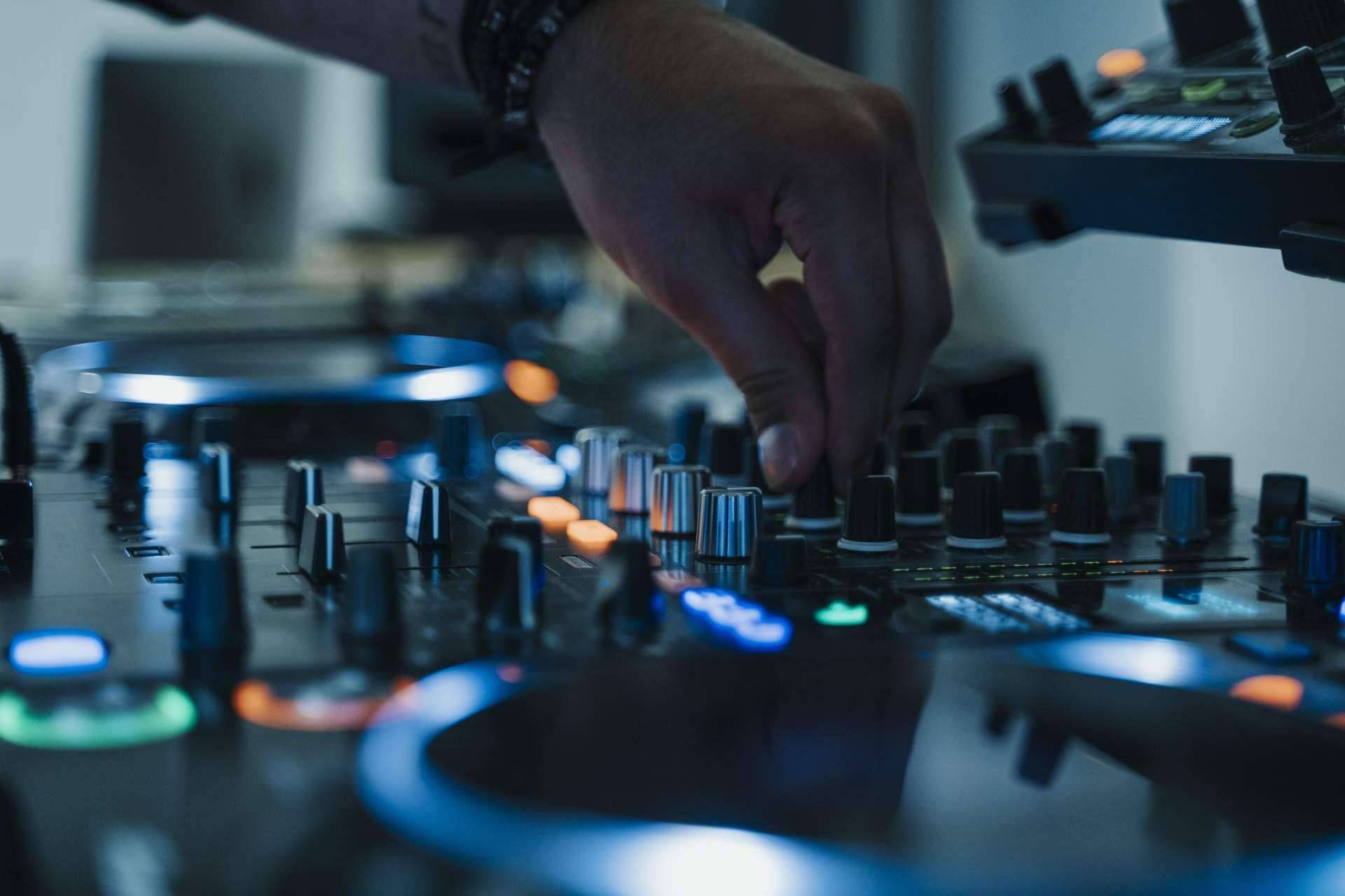 Las recomendaciones de EUMES en controladoras de DJ 2023
