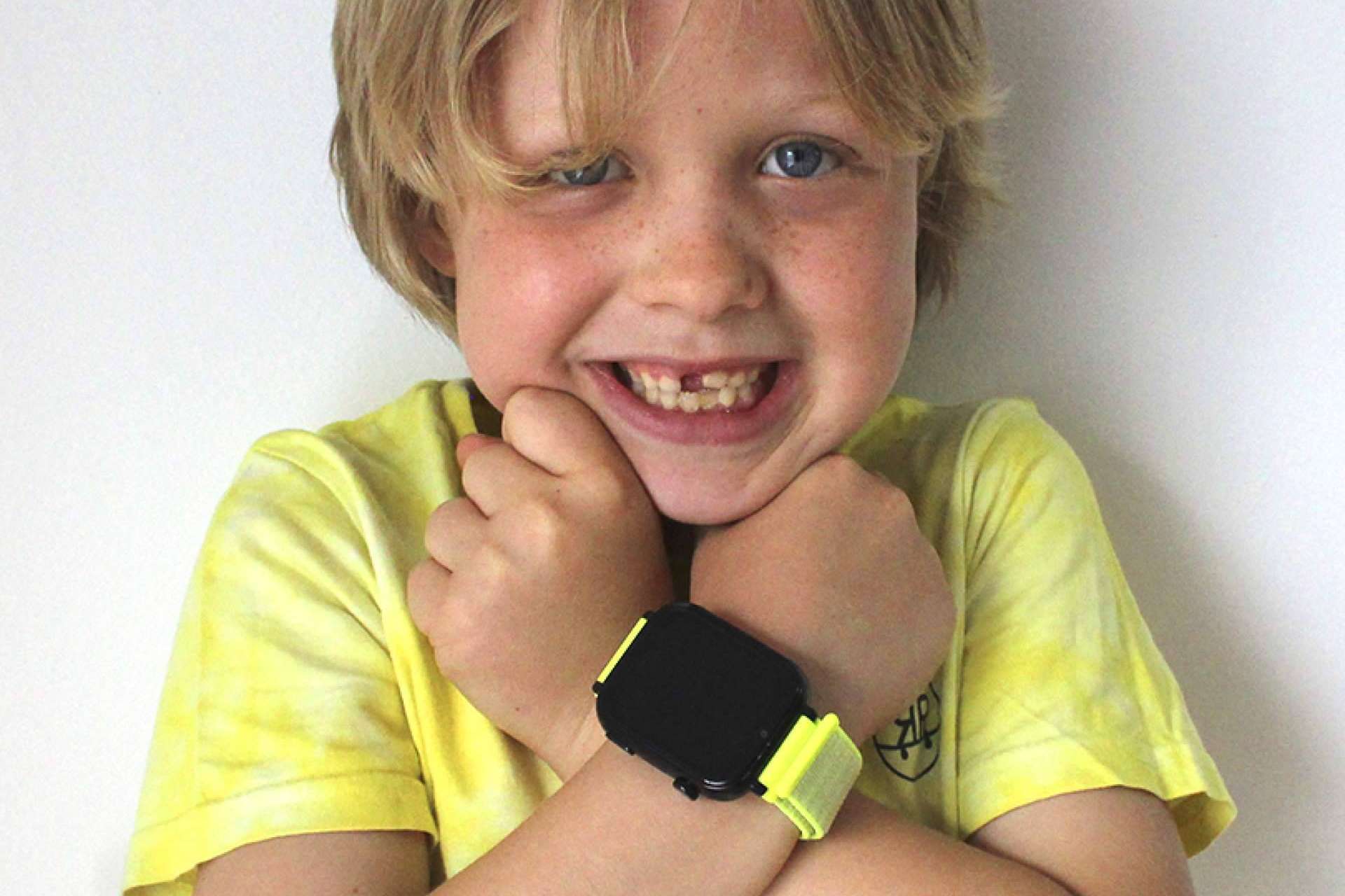 SaveFamily lanza SaveWatch Plus, el reloj inteligente para niños