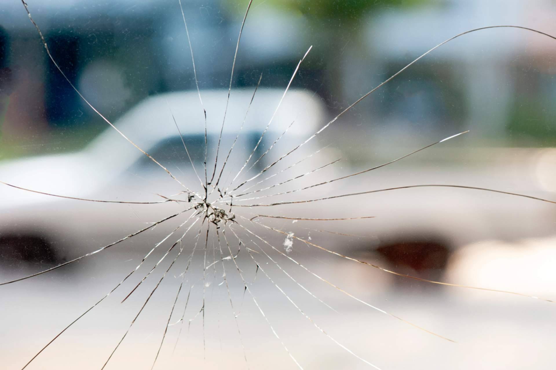 ¿Dónde encontrar servicios de reparación de lunas del coche? GlassDV Pozuelo