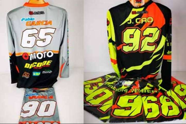 Adquirir camiseta motocross con ADHESIVOSEMBARRADOS