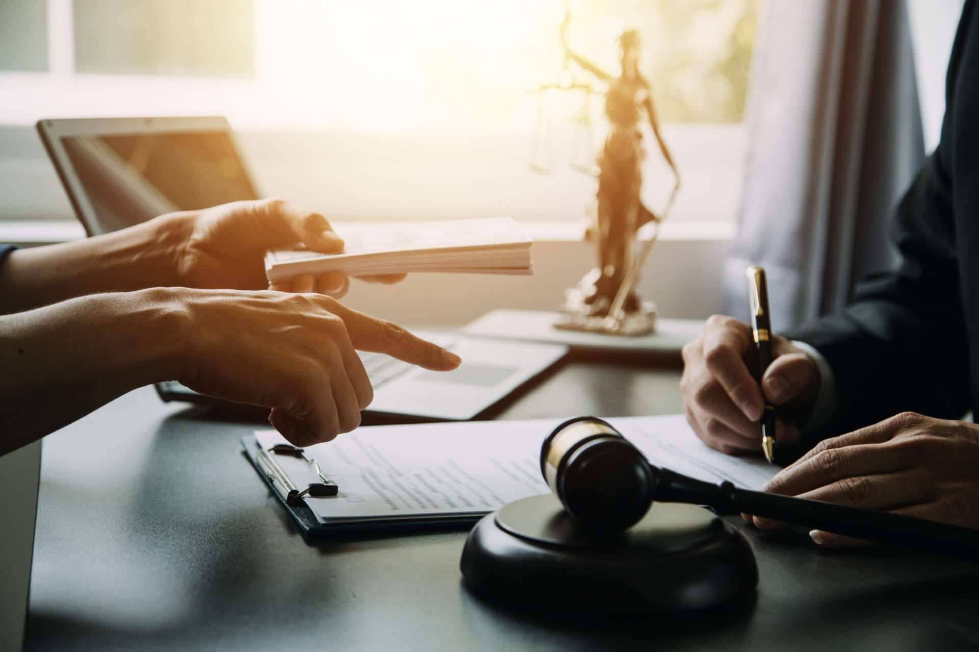 Reclamaciones de derechos laborales con el asesoramiento personalizado de Villaquirán Abogados