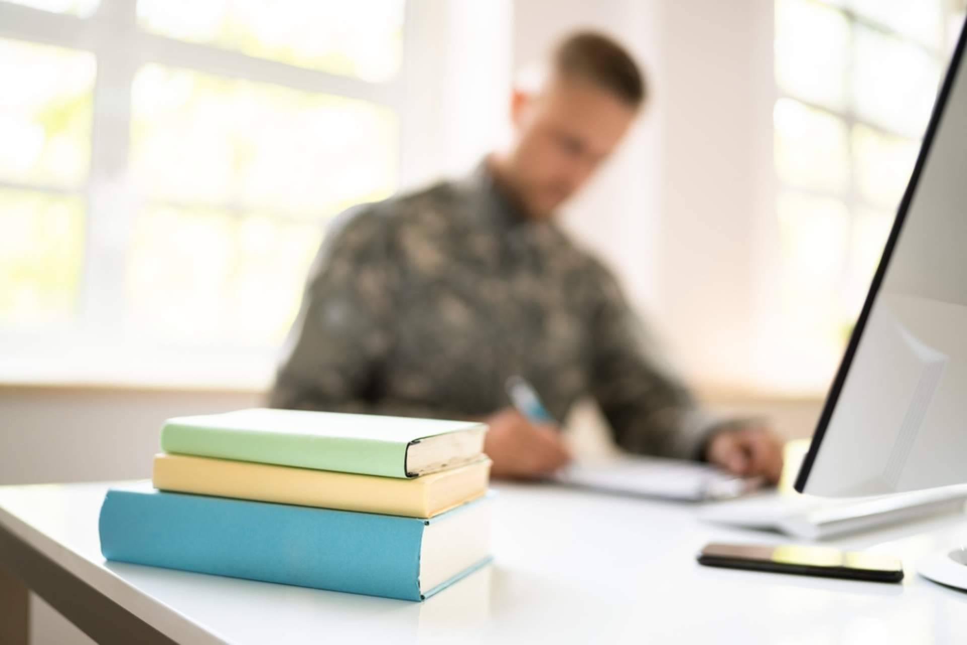 Surplus Formación, preparación de oposiciones para las Fuerzas Armadas y el Ministerio de Defensa