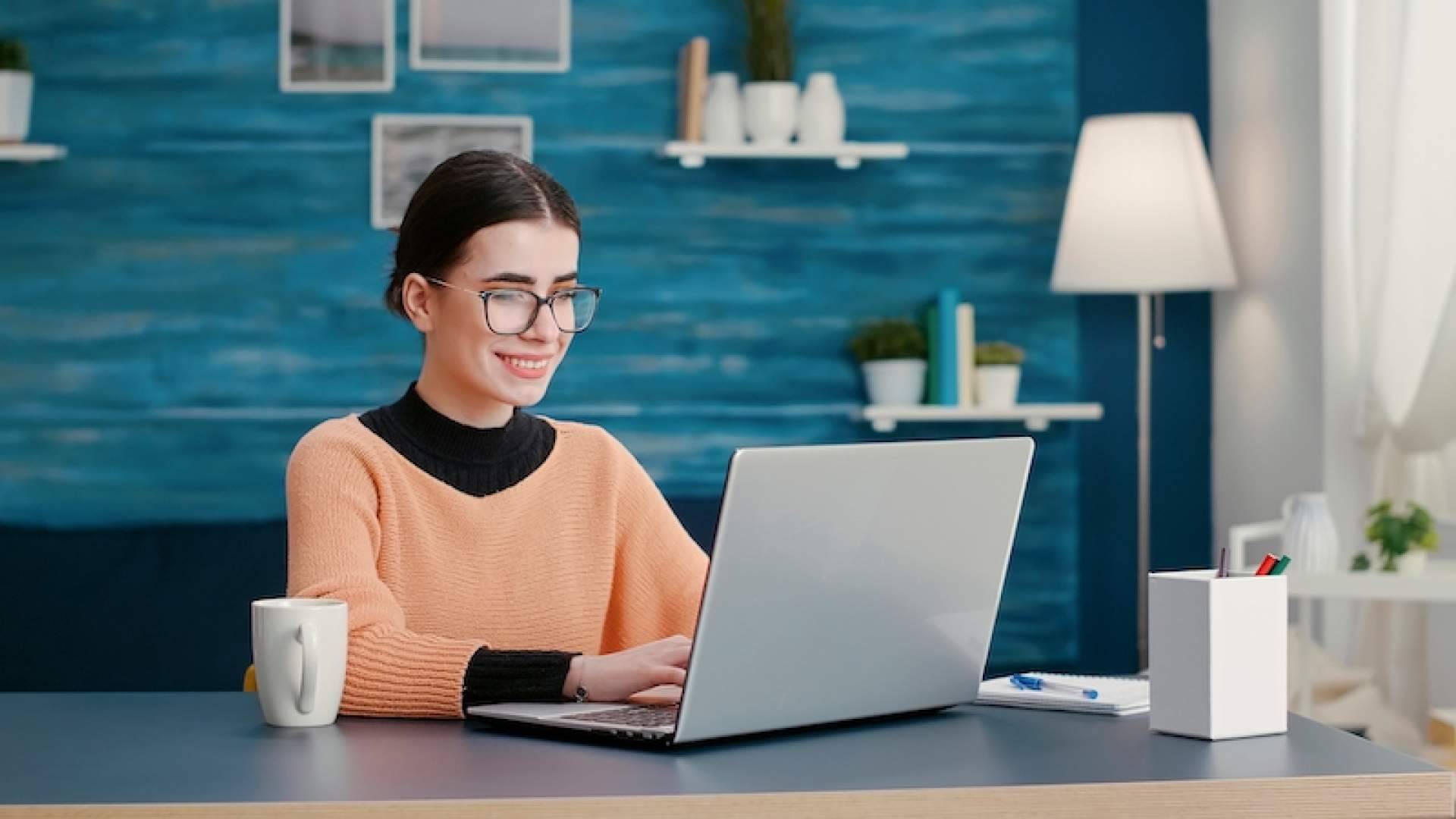 Revolucionar la formación online en la Administración y Dirección de Empresas, con Universal Formación