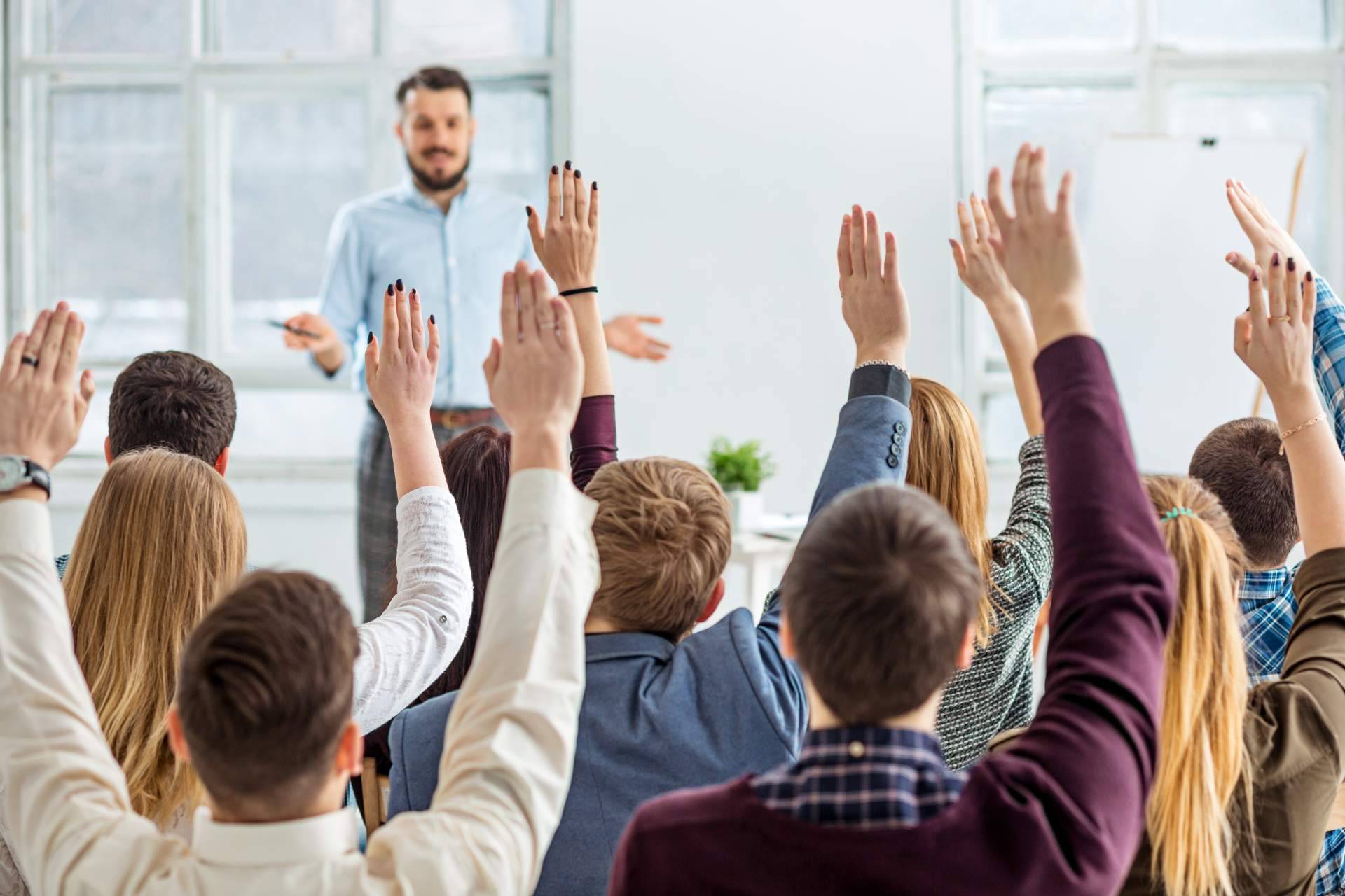 USTANI busca revolucionar el ámbito educativo con sus programas de formación de coaching profesional