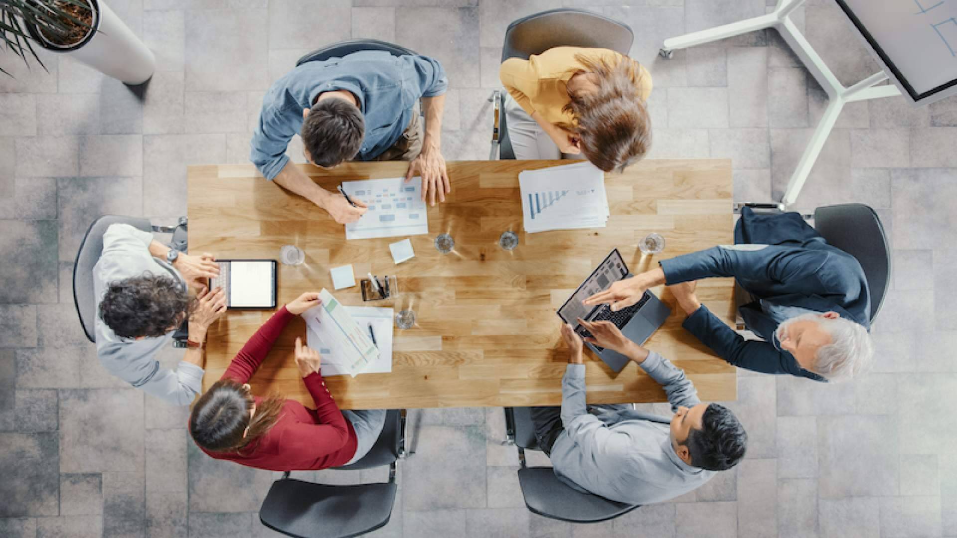 ¿Cuáles son las principales ventajas de la externalización departamento de marketing?, con Atenea Agency