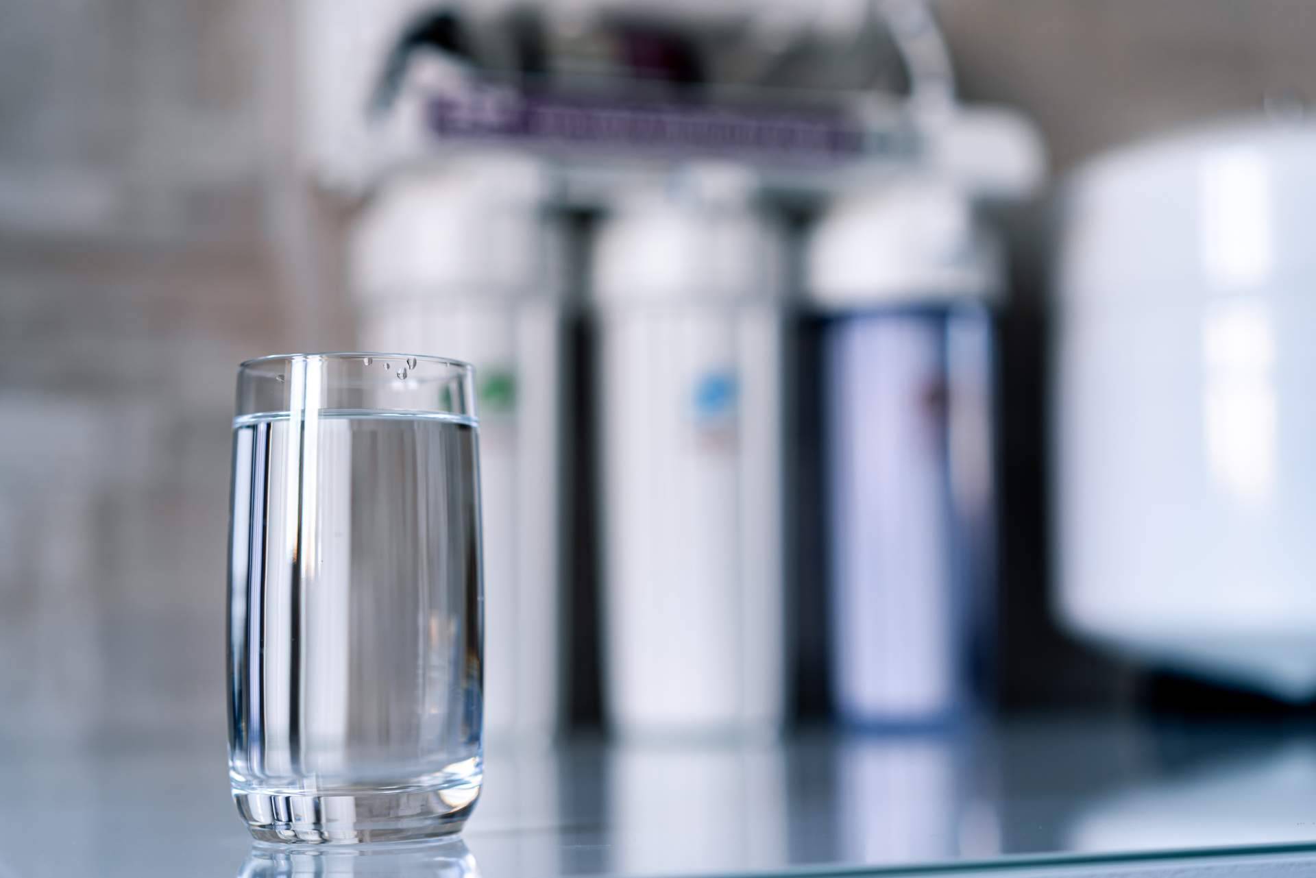 Agua sin cloro en casa con los servicios de tratamientos naturales de TNA