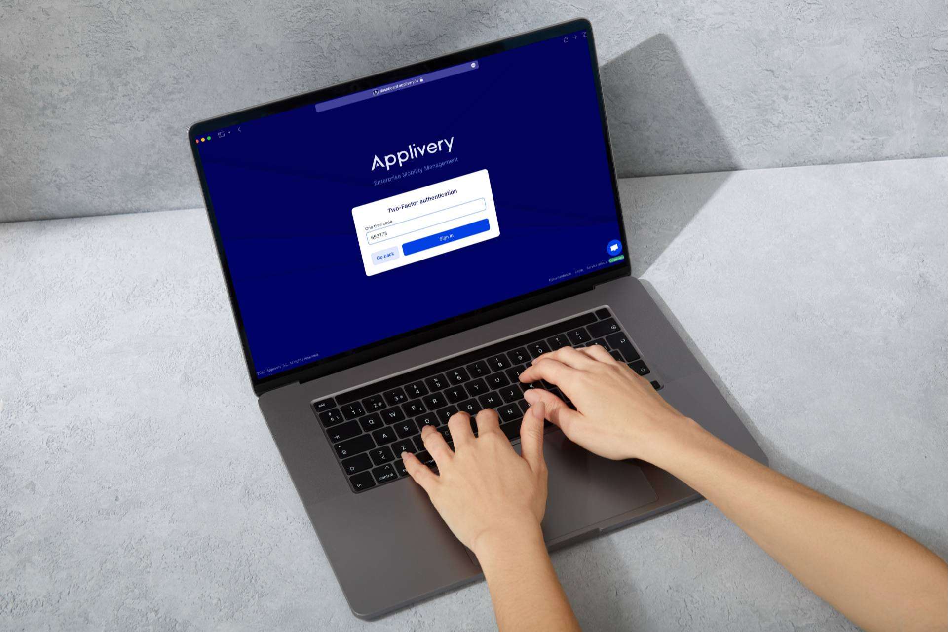 Métodos de inscripción de dispositivos y usuarios con Applivery Device Management