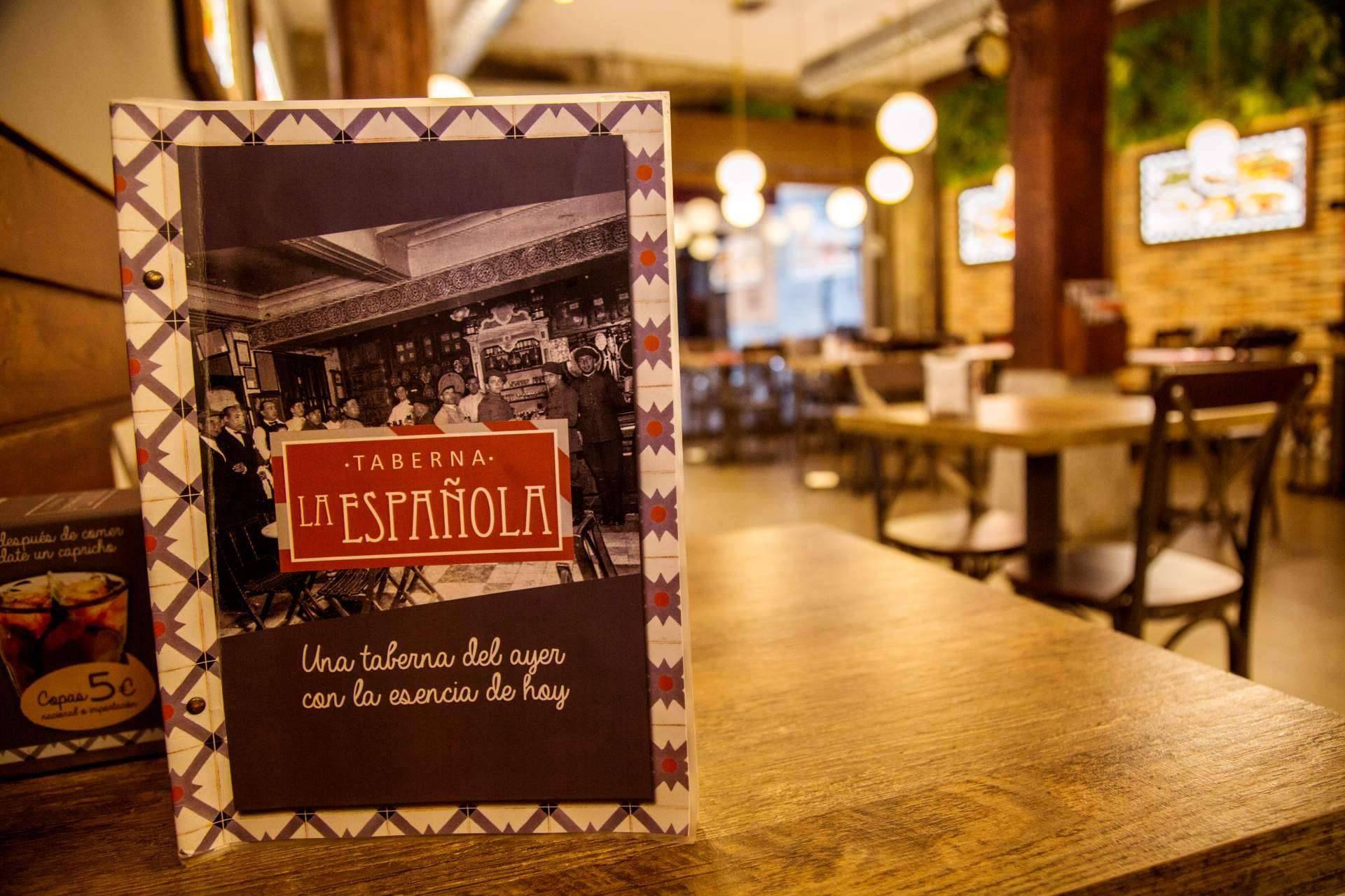 Una opción de taberna española ideal para turistas y locales, en Taberna La Española