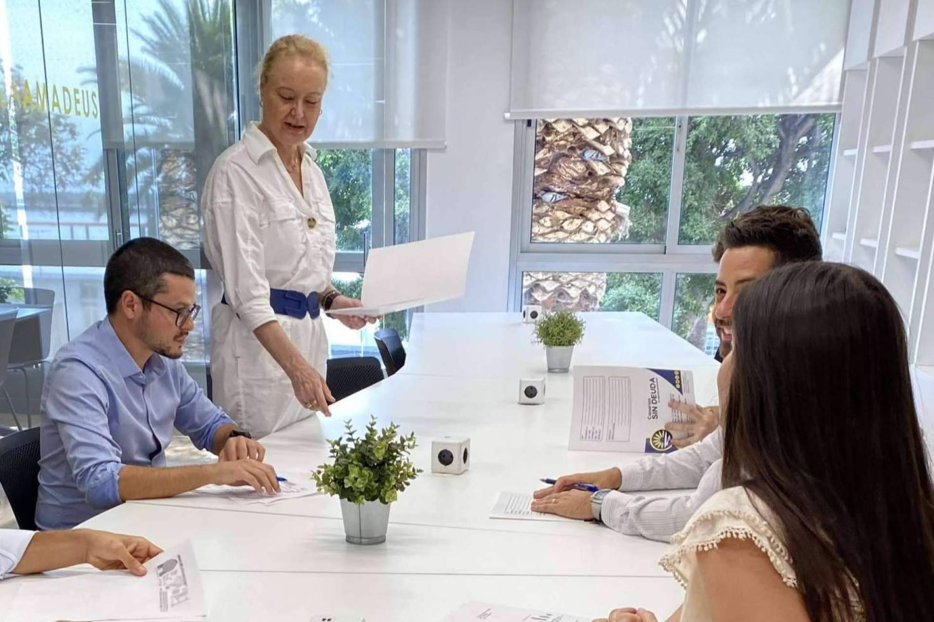 La justicia cancela 208.000 euros de deuda a una mujer en Tenerife