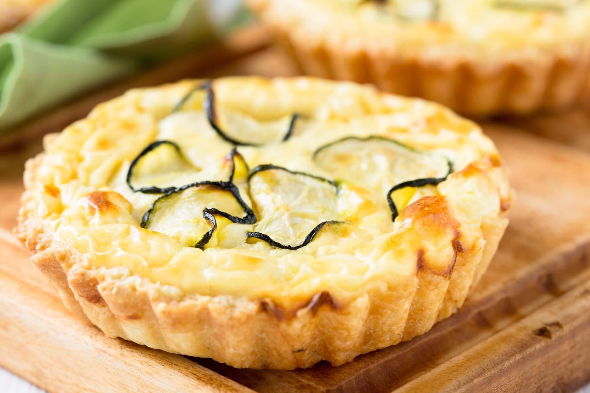 Receta de quiche de calabacín, queso y pera paso a paso