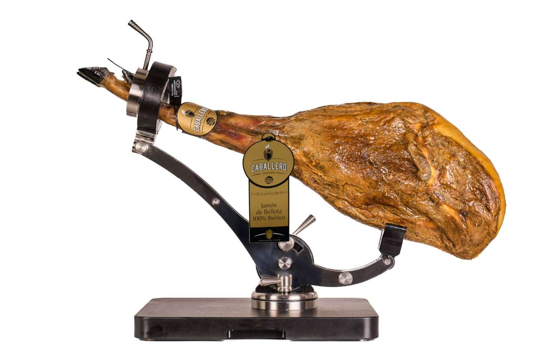 Jamones Caballero es premiado con el Superior Taste Awards 2024 por su jamón de bellota 100% ibérico