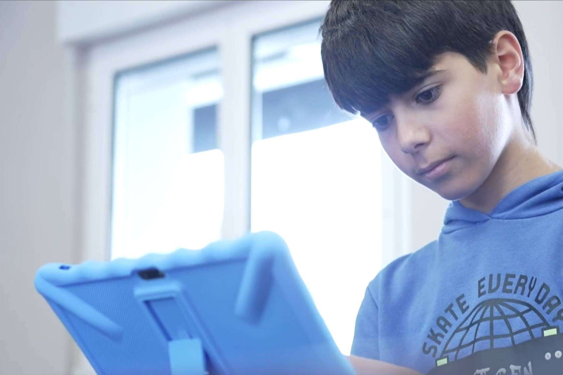 SaveFamily presenta la tablet para niños, un dispositivo seguro para un aprendizaje integral