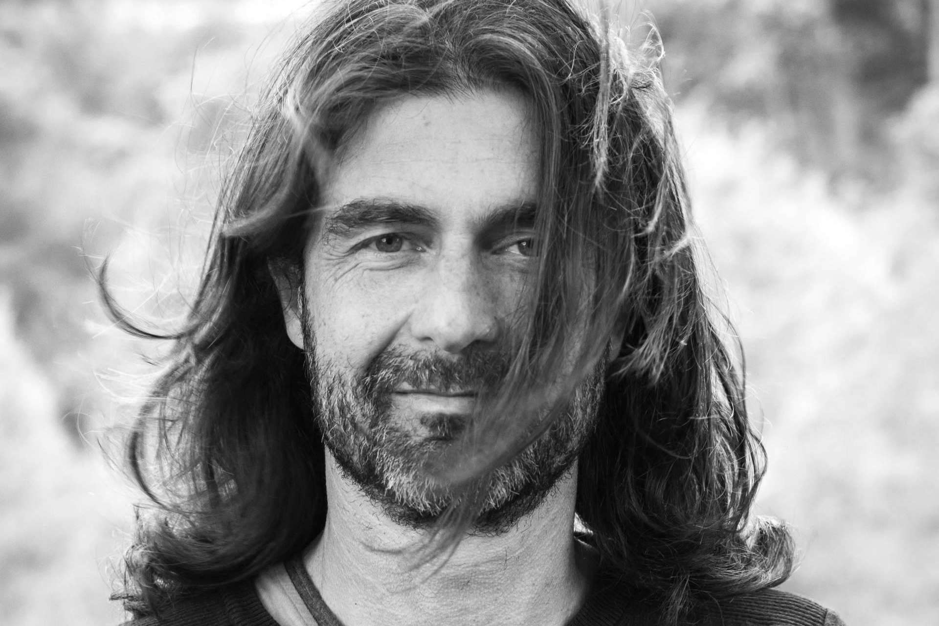 Vicen Montserrat; un camino hacia la reconexión con la propia esencia a través de la bioenergética integrativa