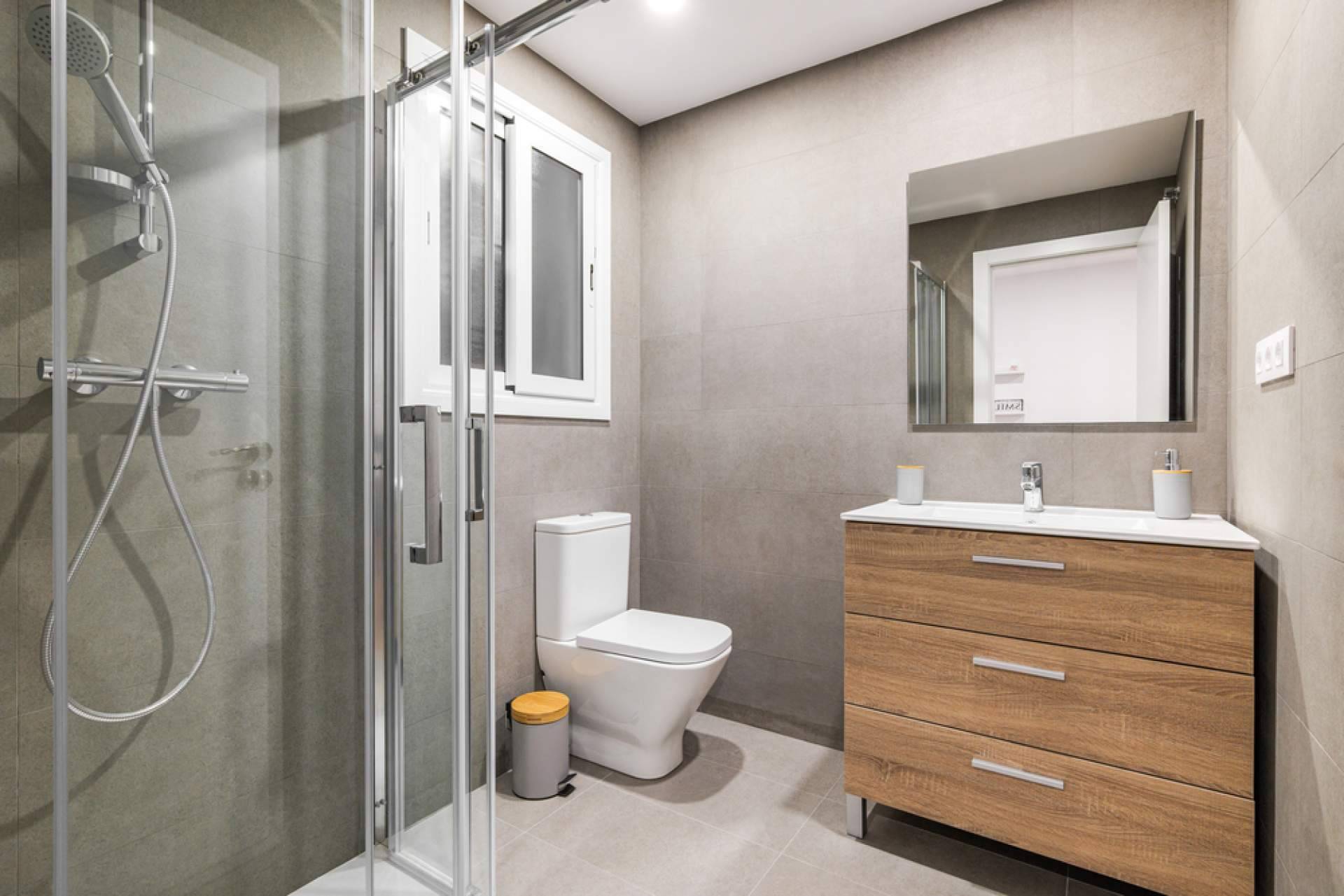 Una empresa de especialistas en reformas de baños es Muebles Industria
