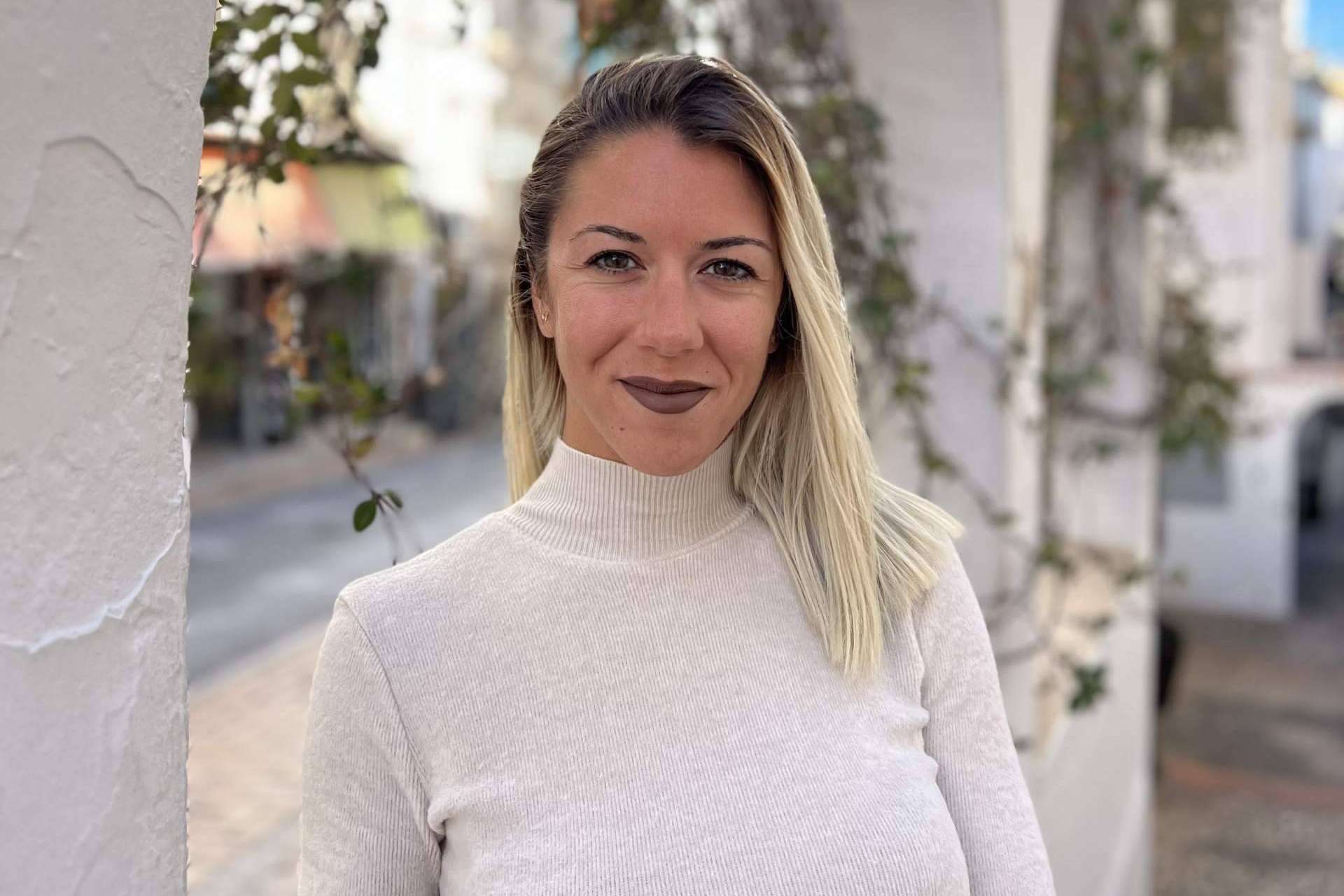 Yaiza Guillén lleva a sus lectores por un viaje de amor y autodescubrimiento en su libro ‘El arte de encontrarse’