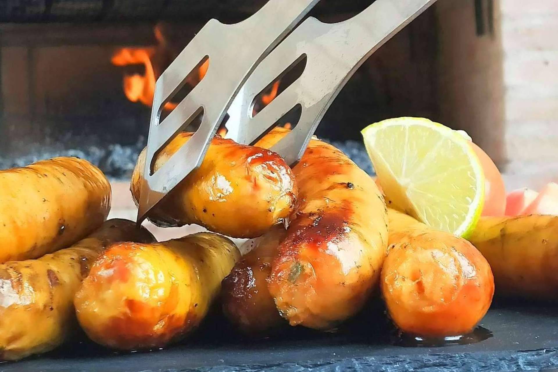 La auténtica delicia de chorizos colombianos ahora disponible en España gracias a D'Carnilsa