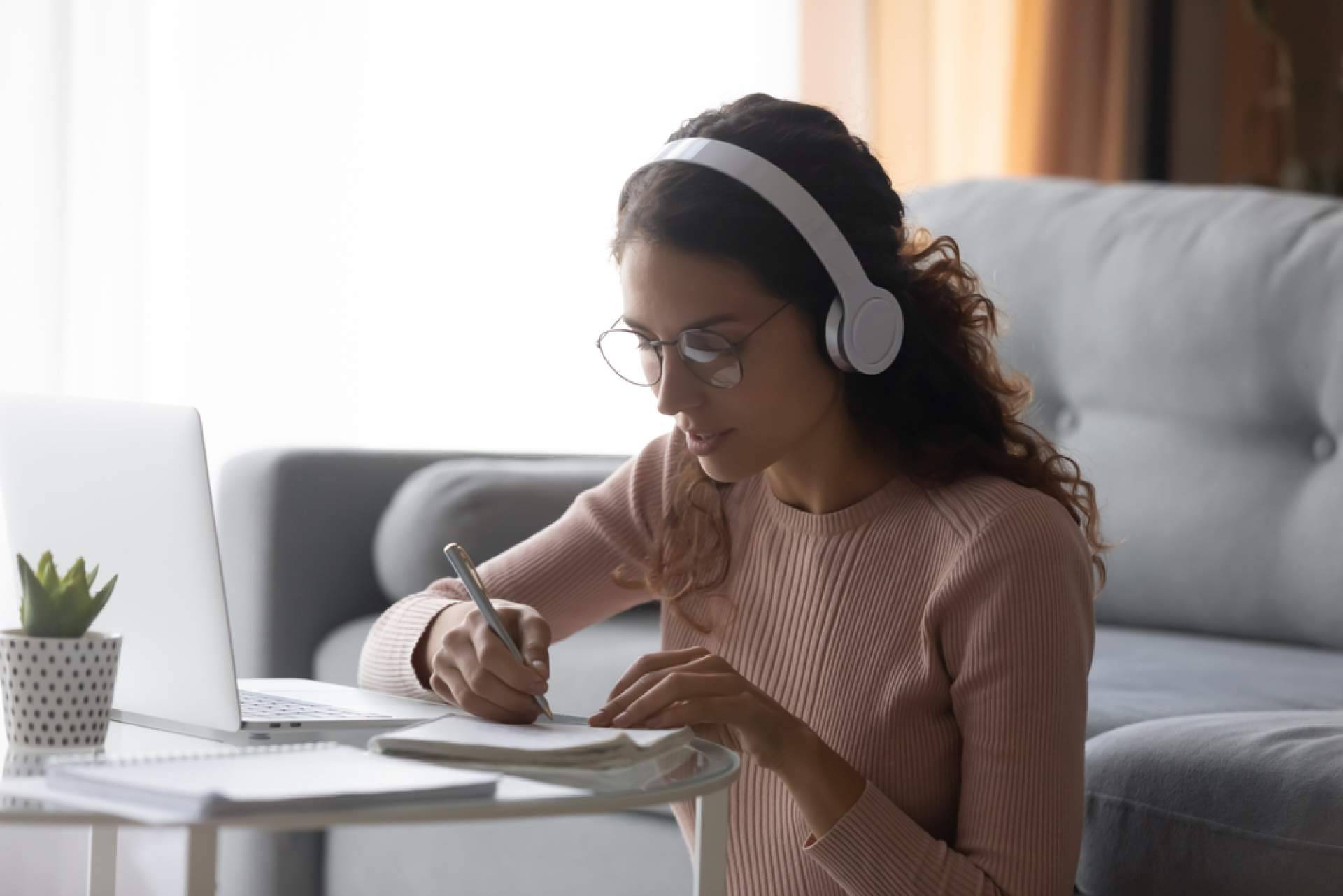 Las ventajas de acudir a clases de ruso online