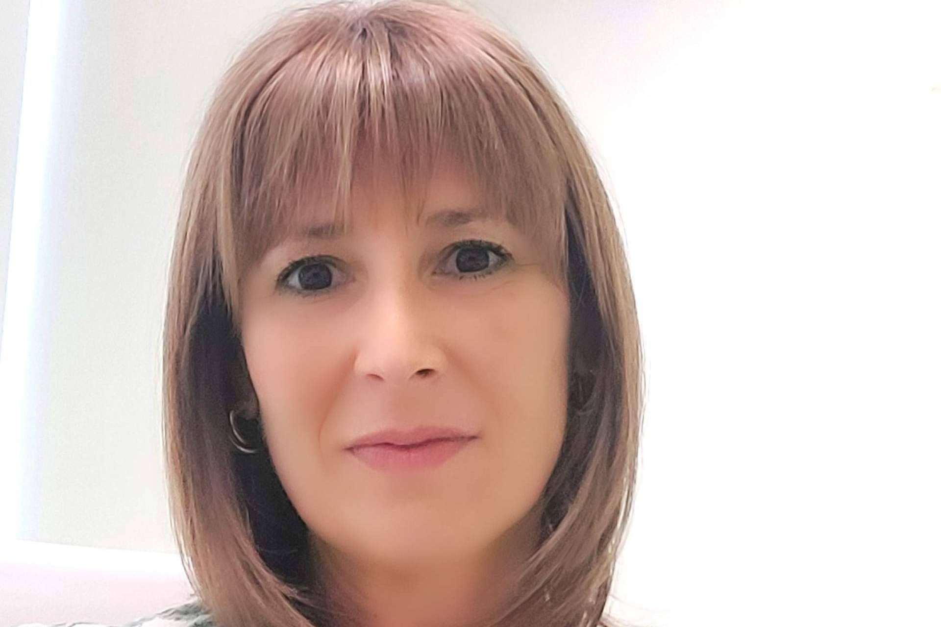 Esther Ruiz, la abogada experta en derecho civil, de familia, extranjería y sucesiones, concede esta entrevista
