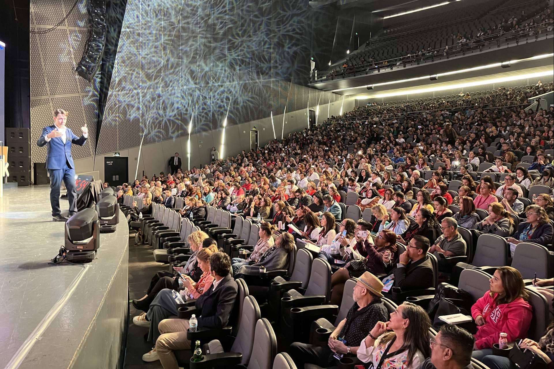 La conferencia sobre habilidades sociales de Fernando Pena, viral con más de medio millón de visualizaciones