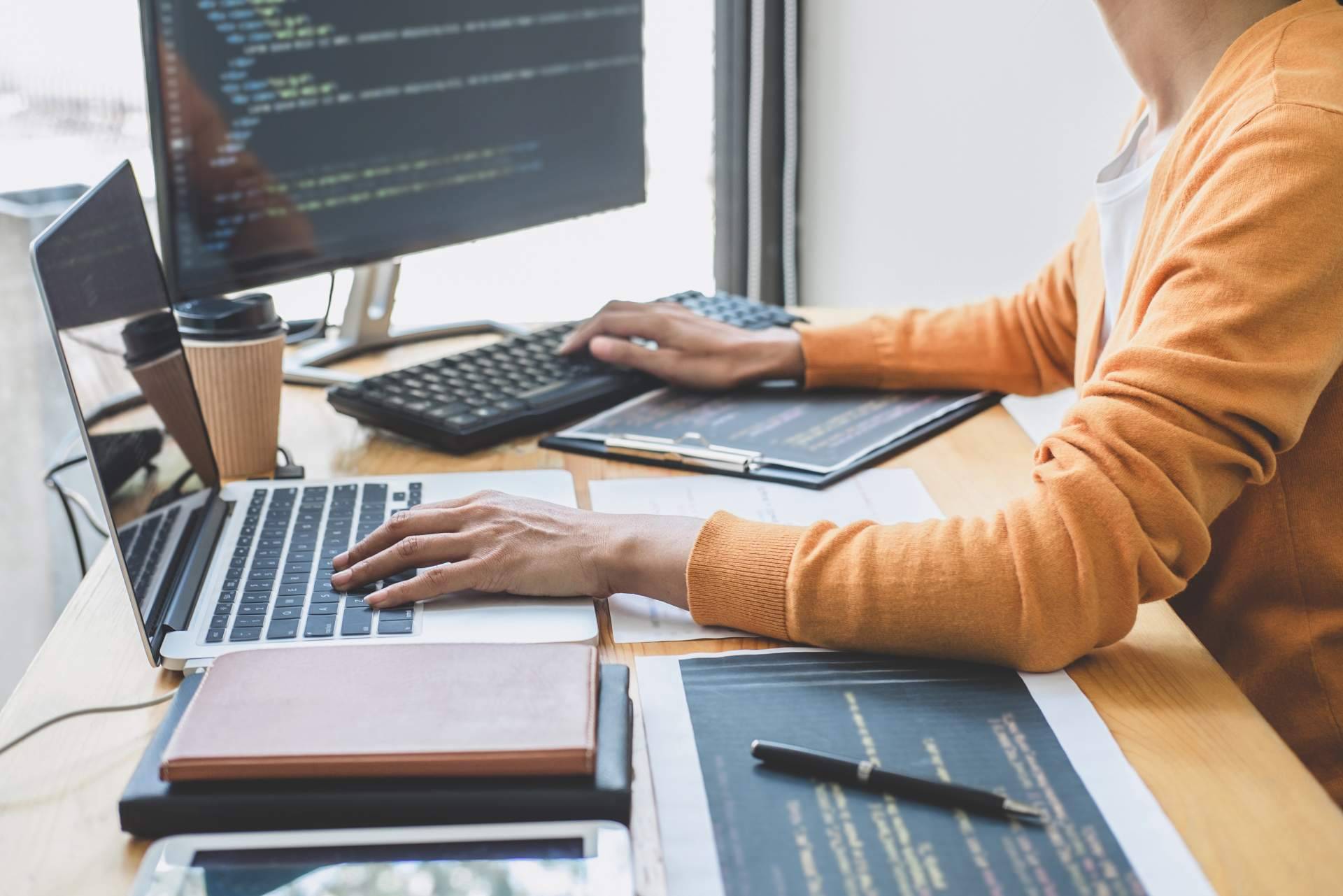 Israel Huerta, experto en marketing automatizado y funnels de ventas ofrece un servicio de paquetes de horas técnicas