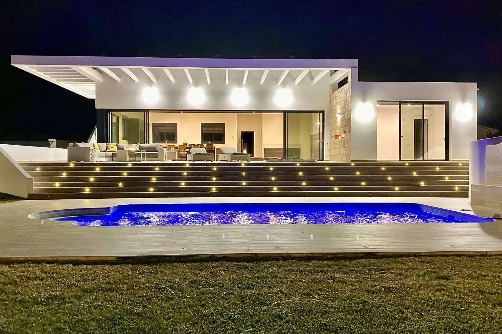 Villas y apartamentos en MG Villas Luxury Property