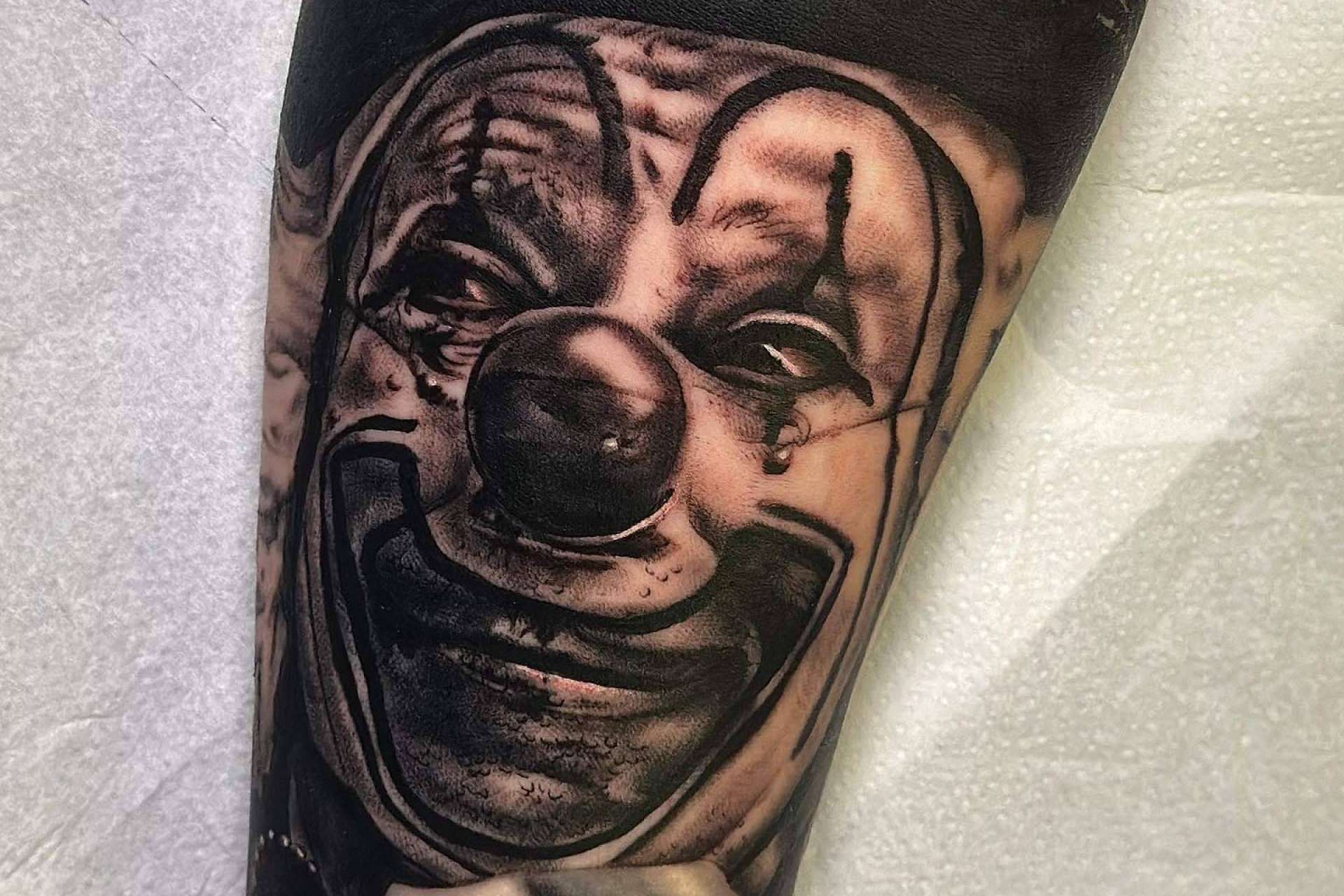 La magia del realismo en tatuajes en el Barrio Gótico de Barcelona en Trip n'Tattoo