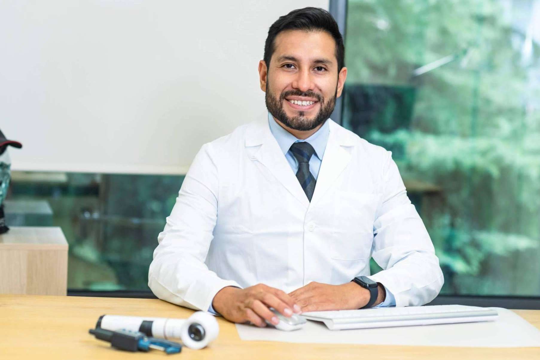 Injerto capilar con Dr. Chara en Barcelona