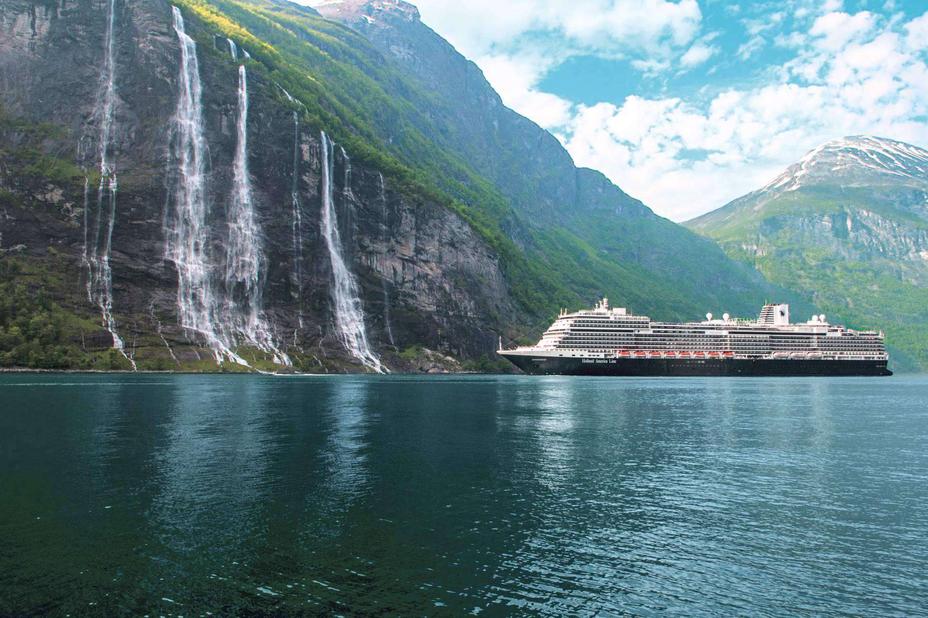 El placer de navegar en un crucero premium desde 499 € este verano
