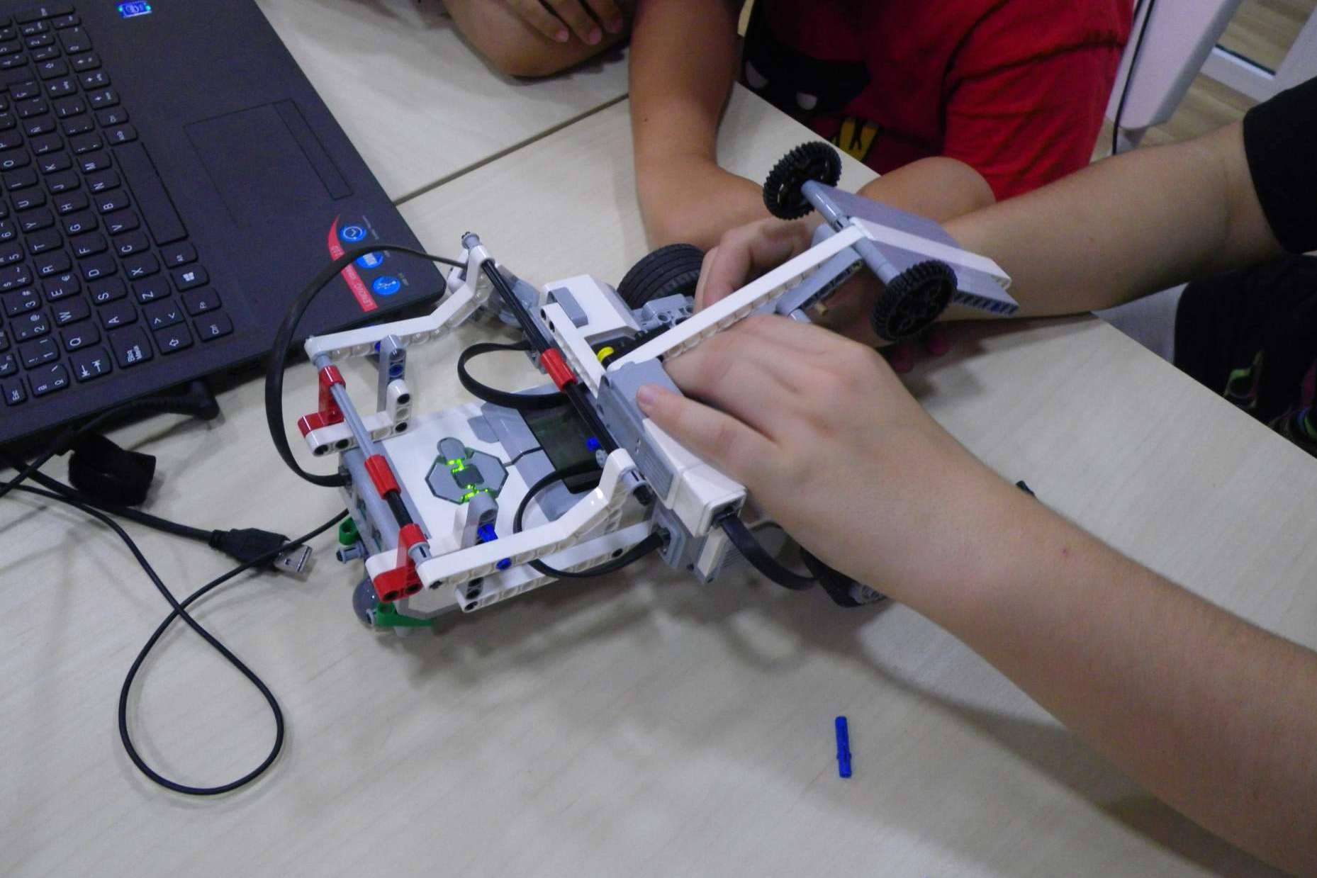 Tecnología y robótica con los veranos de Matiks