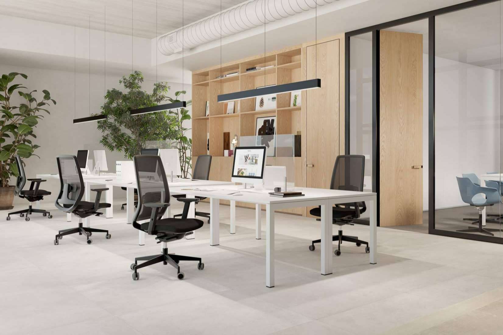 Ergonomía en la Oficina, cómo las sillas adecuadas pueden mejorar la productividad