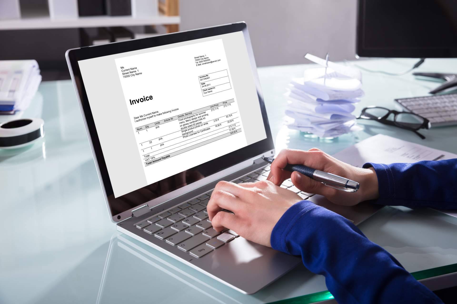 FacturaScripts ofrece un software de contabilidad integrada a la facturación para pymes y autónomos