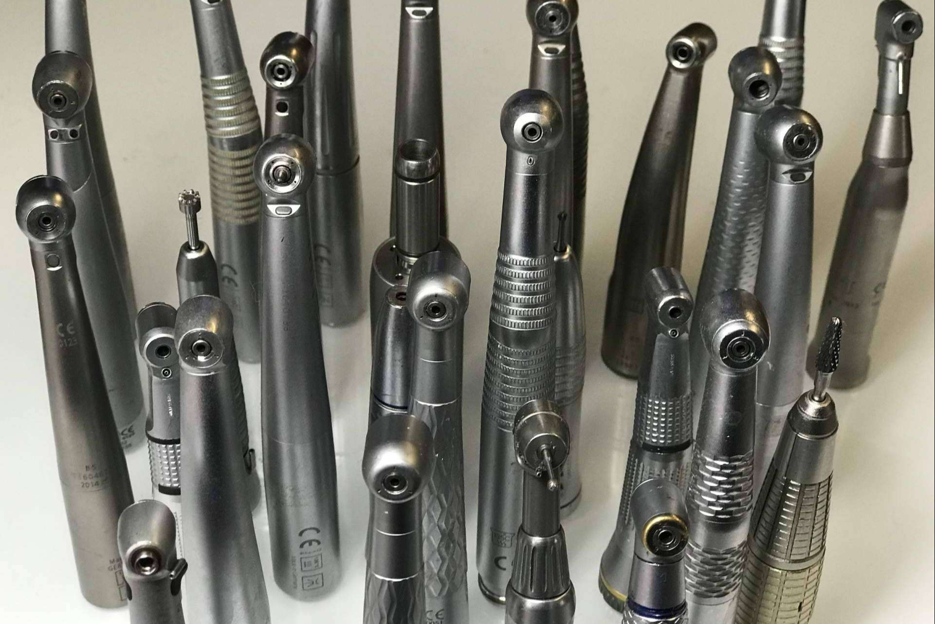 Equipos dentales de primera calidad para procedimientos odontológicos de Precisión Médica Dental