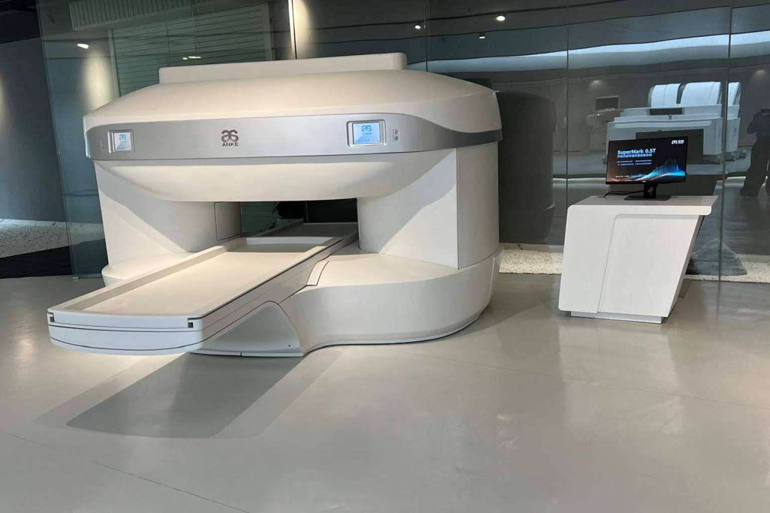 SCPmedical, distribuidor oficial de equipos de resonancia magnética marca ANKE en España y Francia