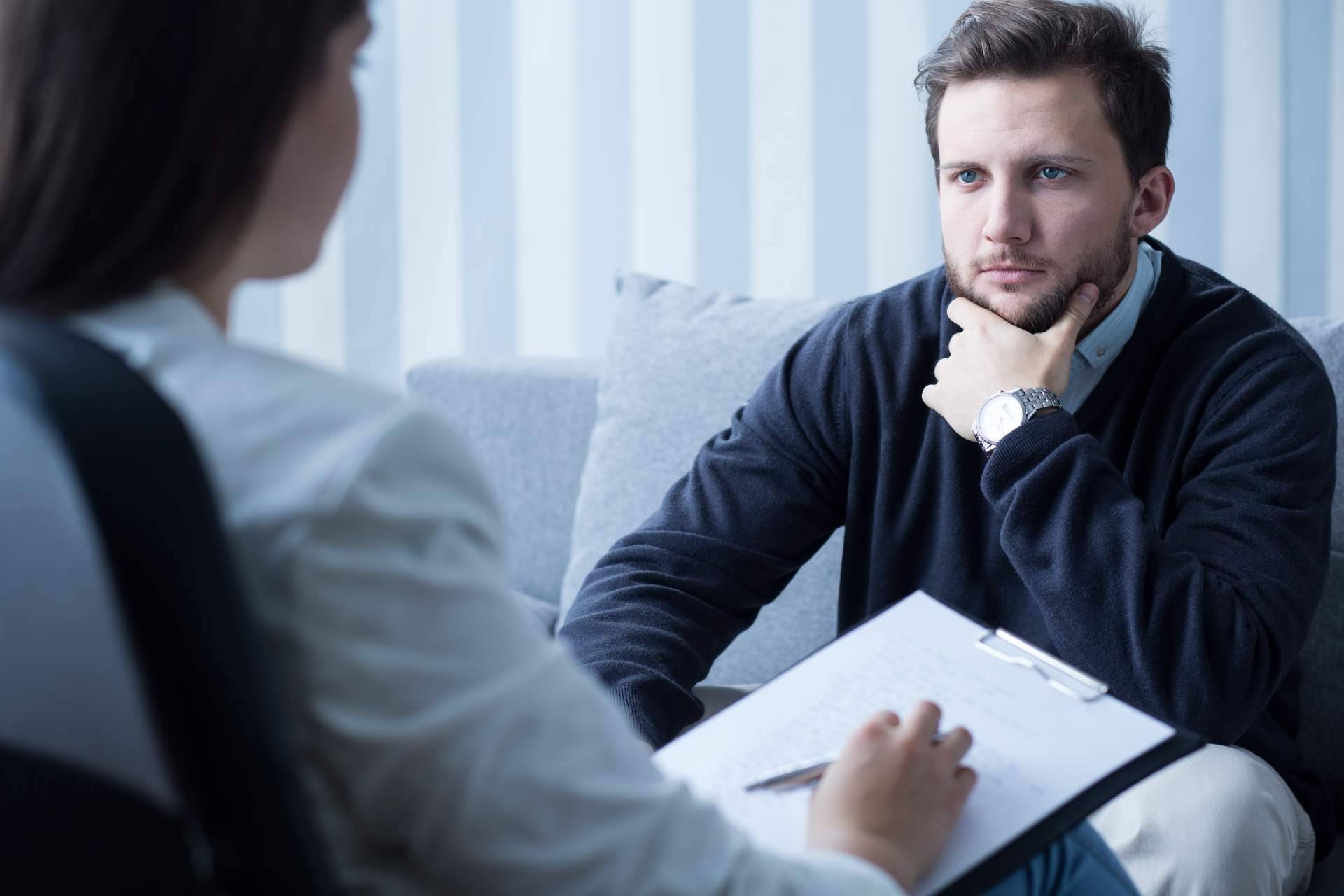 ISEB ofrece un máster online en psicoterapia integradora para aprender a tratar traumas y apegos