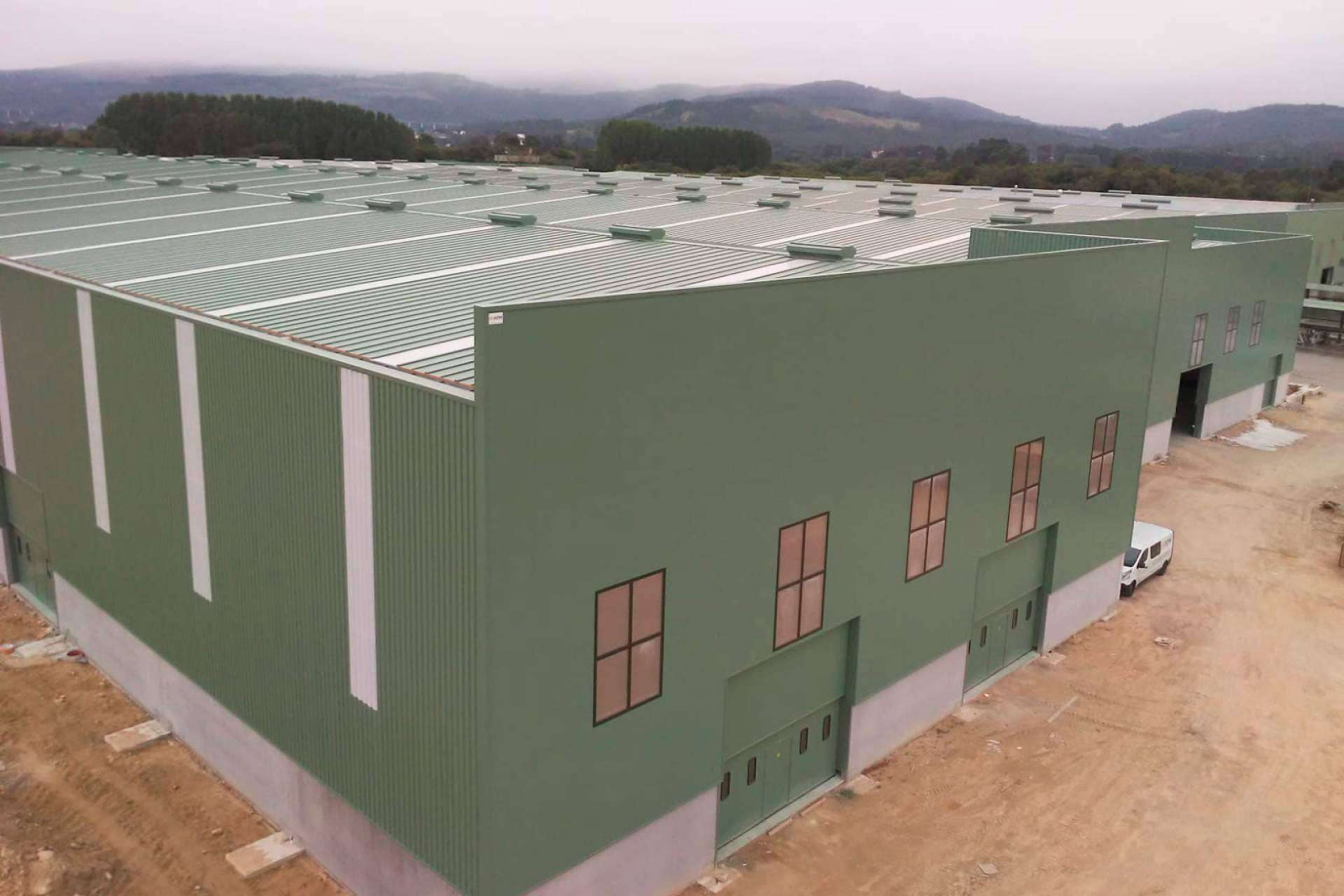 Estructuras metálicas RPM para su aplicación en naves industriales y almacenes