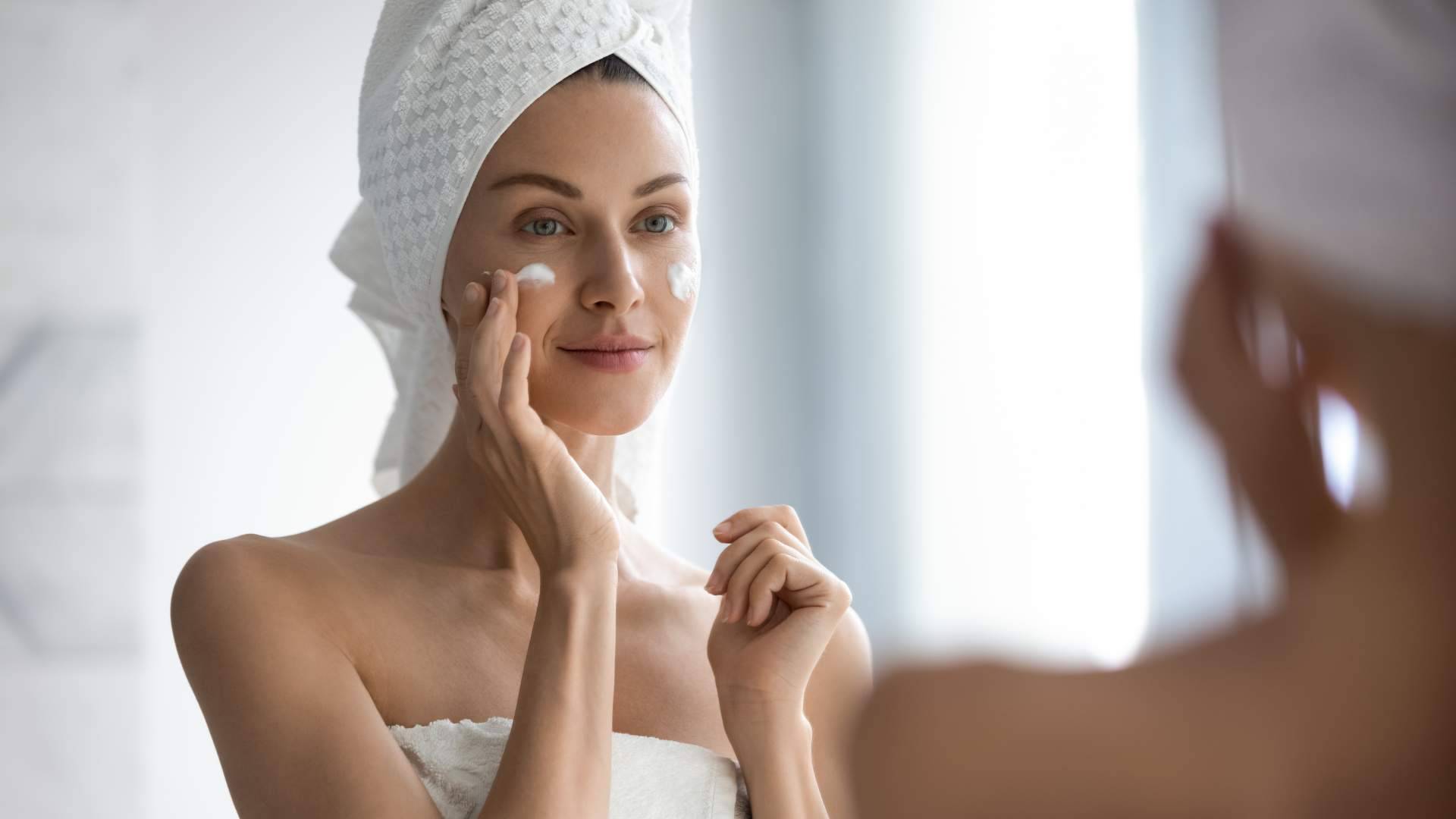 Una promoción especial en artículos marca Avene para el cuidado dérmico antiedad, de la mano de Farmasky