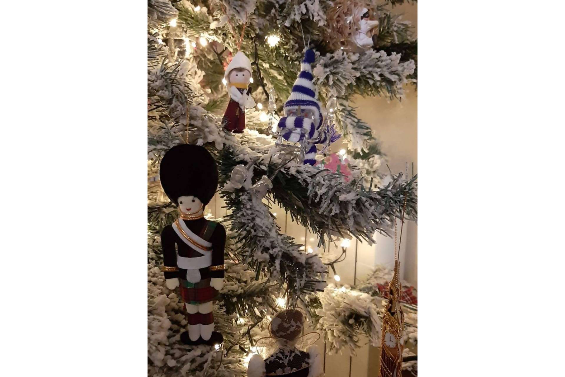 Navidad, cuentos y comunidad, xmastreefriends crea un espacio infantil para pequeños apasionados del árbol navideño