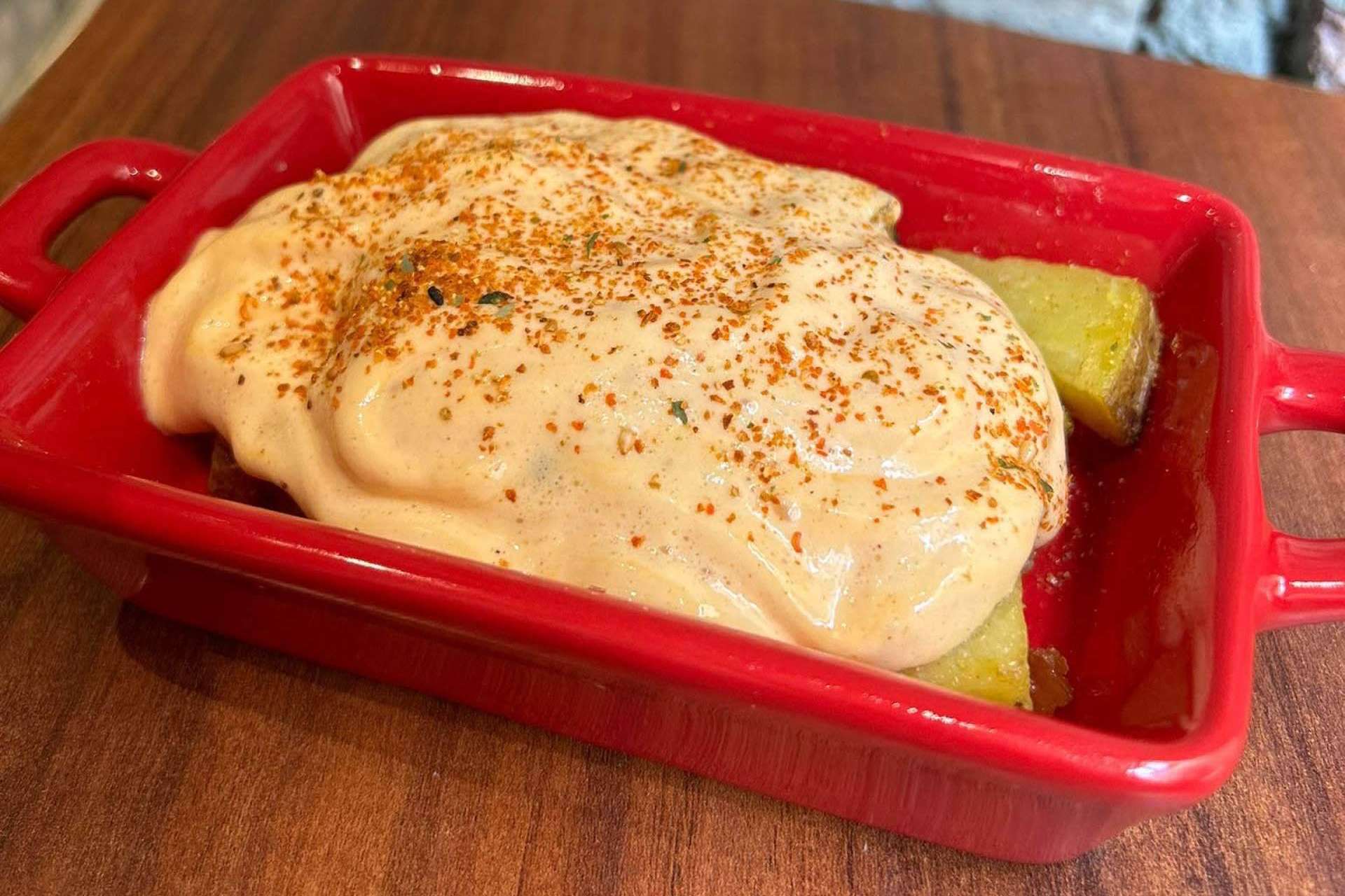 Casaamigos, el restaurante malagueño que destaca con sus exquisitas patatas bravas
