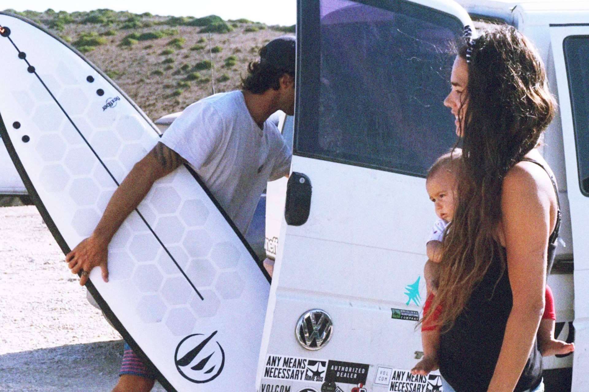 Tablas de surf de corcho; la opción ideal para quienes desean aprender a surfear, por Flysurf