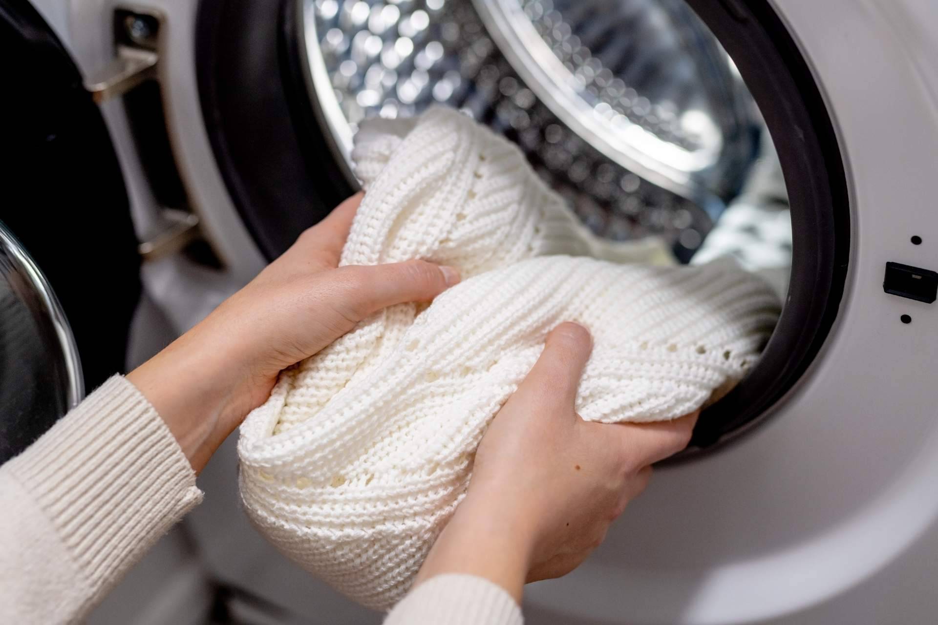 Vincare, el quitamanchas de Laboratorios Vinfer para prendas delicadas y manchas difíciles