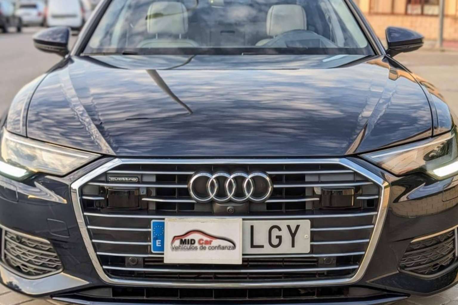 MID Car ofrece vehículos de ocasión nacionales y de un solo dueño