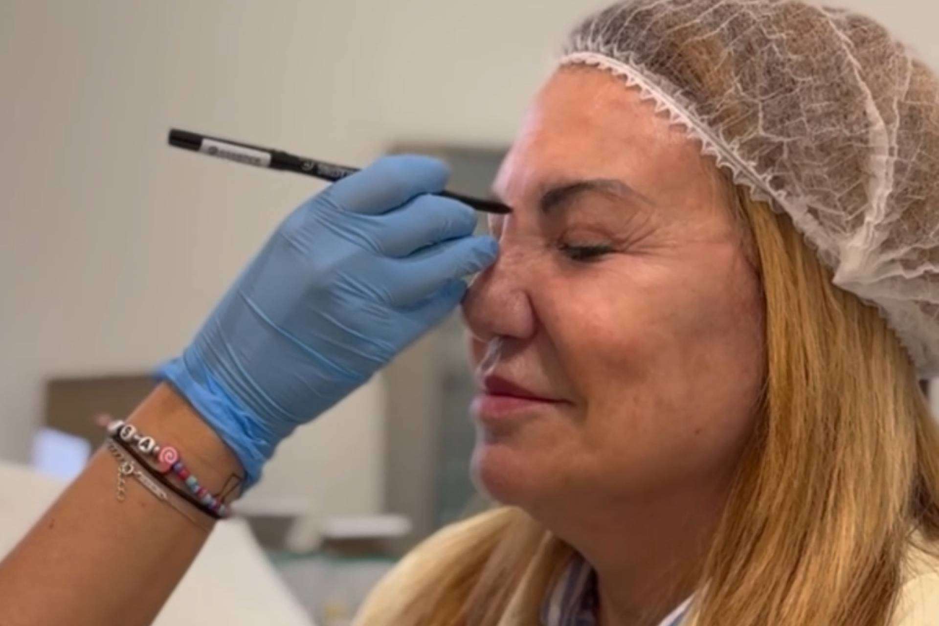 Cecilia Arthur ofrece tratamientos de medicina estética avanzada para realzar la belleza natural