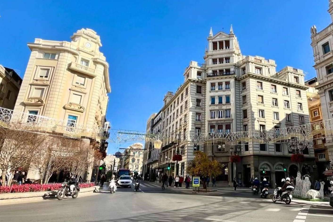Centro Comercial Abierto de Granada apuesta por la reducción de la huella de carbono para comercios y clientes y la campaña Compra en el Centro y deja Huella, No Carbono